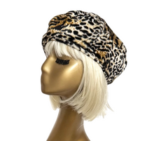 Load image into Gallery viewer, Beret Hat Leopard Faux Fur