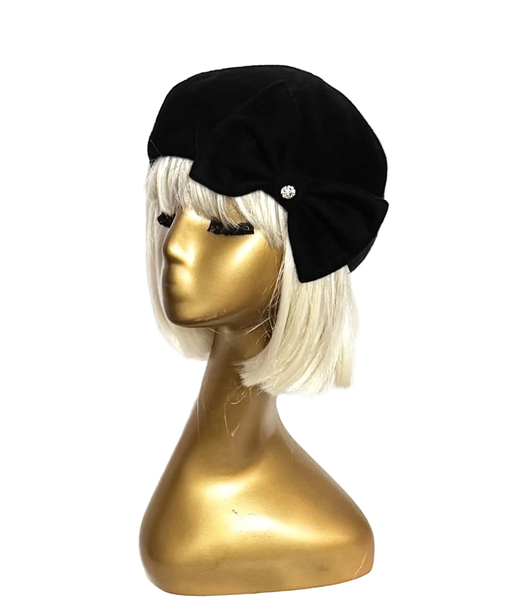 Black Wool Beret Bow