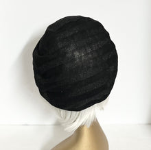 Load image into Gallery viewer, Oversized Lurex Beret