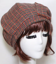 Load image into Gallery viewer, Wool Beret Hat Bow