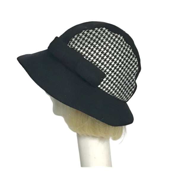 Cloche Hat Black Wool / Houndstooth Bow