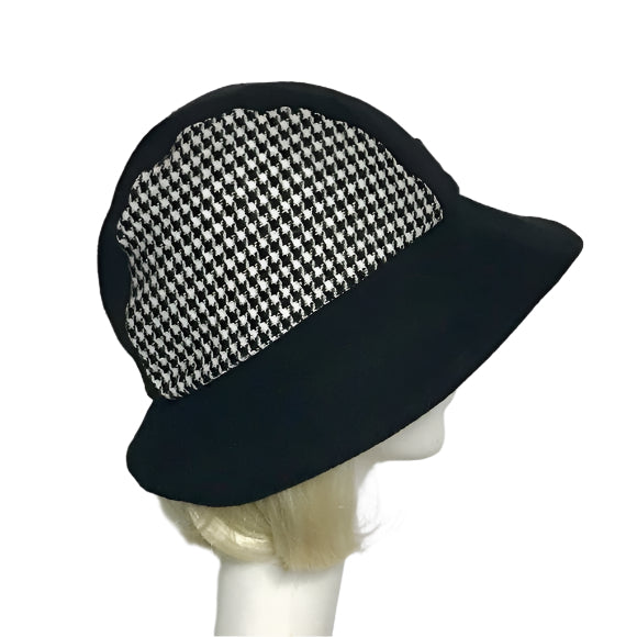 Cloche Hat Black Wool / Houndstooth Bow