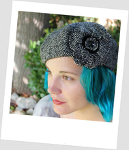 Load image into Gallery viewer, Beret Hat Flower Black White Herringbone Wool