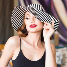 Load image into Gallery viewer, Striped Sun Hat