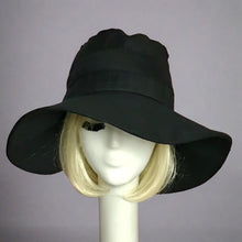 Load image into Gallery viewer, Black Linen Sun Hat