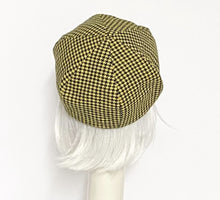 Load image into Gallery viewer, Houndstooth Beret Hat