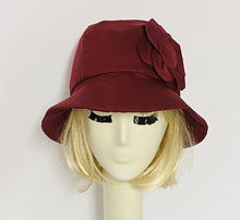 Load image into Gallery viewer, Rain Cloche Hat