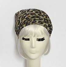 Load image into Gallery viewer, Leopard Scarf