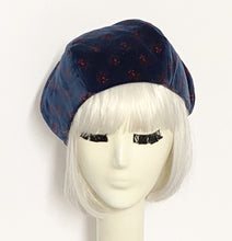 Load image into Gallery viewer, Navy Velvet Beret Hat