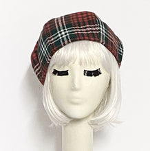 Load image into Gallery viewer, Tartan Plaid Beret Hat