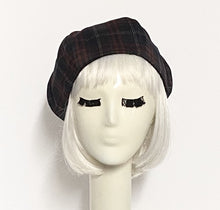 Load image into Gallery viewer, Plaid Beret Hat