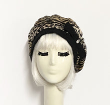 Load image into Gallery viewer, Beret Hat Leopard Faux Fur