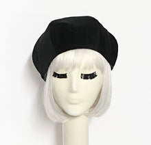 Load image into Gallery viewer, Black Beret Hat