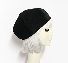 Load image into Gallery viewer, Black Beret Hat