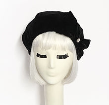 Load image into Gallery viewer, Velvet Beret Hat bow