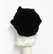 Load image into Gallery viewer, Velvet Beret Hat bow