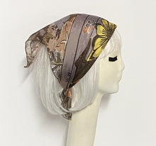 Load image into Gallery viewer, Floral Silk Scarf