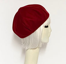 Load image into Gallery viewer, Red Velvet Beret Hat